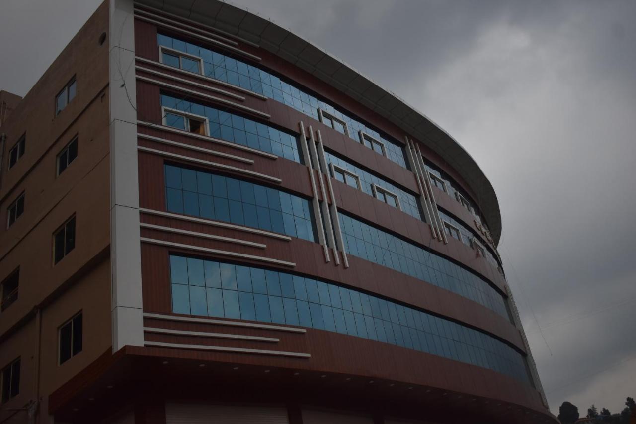 Jai Maa Bhagwati Hotel Pithorāgarh Exteriér fotografie