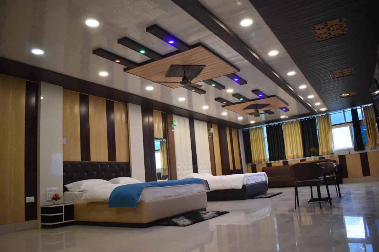 Jai Maa Bhagwati Hotel Pithorāgarh Exteriér fotografie